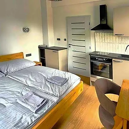 Bunkr Karlstejn - Modry Dum Hotel Halouny