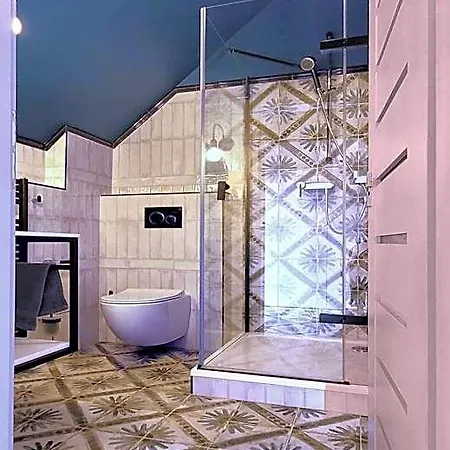 Bunkr Karlstejn - Modry Dum 4* Halouny