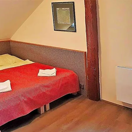 Bunkr Karlstejn - Modry Dum Hotel